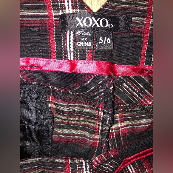 Y2K Plaid Capris - Picture 5 of 6